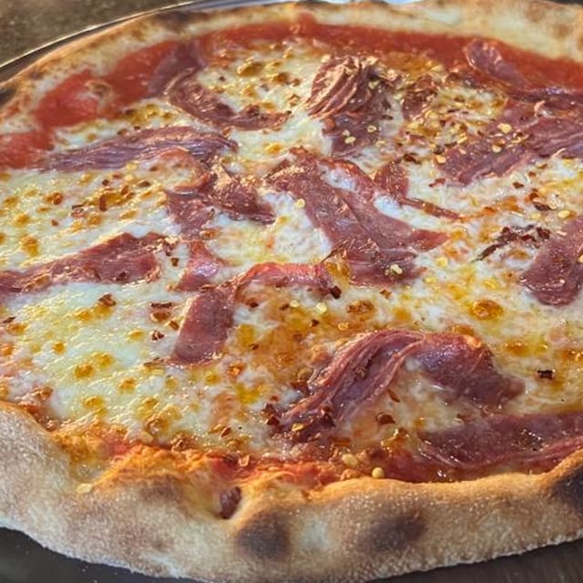 Diavola Pizza.