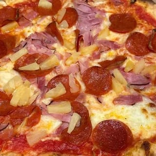 Signature Pizza